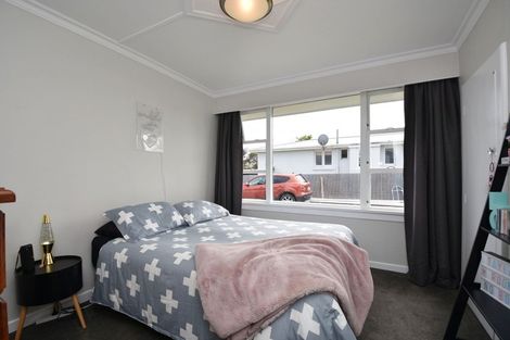 Photo of property in 9 Manapouri Street, Strathern, Invercargill, 9812