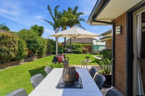 Photo of property in 631 Gloucester Road, Papamoa Beach, Papamoa, 3118