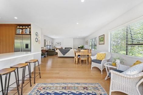 Photo of property in 1/16 Channel View Road, Campbells Bay, Auckland, 0630