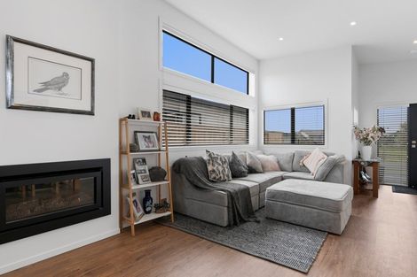 Photo of property in 6 Knightia Drive, Papamoa Beach, Papamoa, 3118