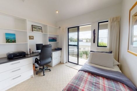 Photo of property in 2/6 Crete Avenue, Milford, Auckland, 0620
