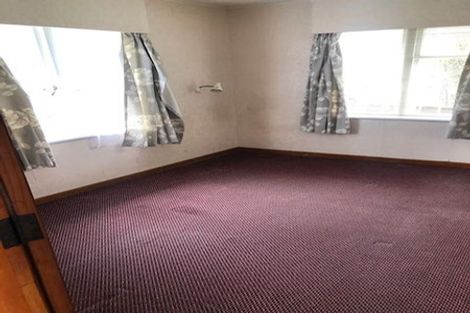 Photo of property in 22 Matipo Road, Te Atatu Peninsula, Auckland, 0610