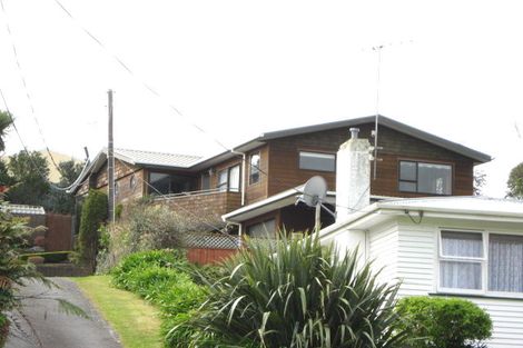Photo of property in 17 Whakawhiti Street, Marfell, New Plymouth, 4310