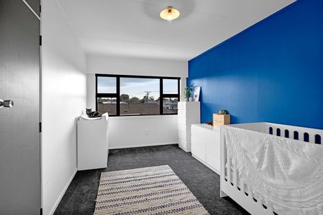 Photo of property in 35 Collins Street, Hawera, 4610