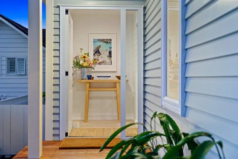 Photo of property in 4a Huia Road, Raumati Beach, Paraparaumu, 5032