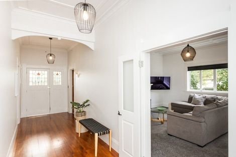 Photo of property in 207 Allerton Street, Saint Leonards, Hastings, 4120