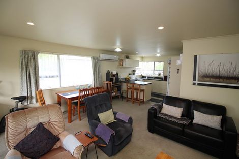 Photo of property in 8 Hammond Street, Bulls, 4818