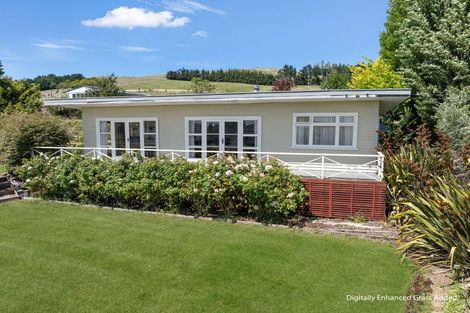 Photo of property in 17 Oxford Street, Waikari, 7420