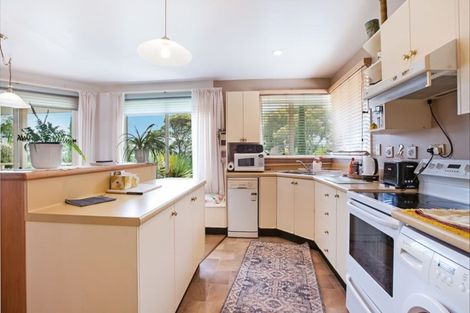 Photo of property in 105 Cable Bay Block Road, Cable Bay, 0420