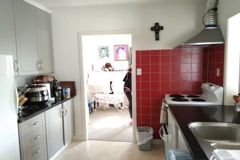 Photo of property in 494 Blockhouse Bay Road, Blockhouse Bay, Auckland, 0600