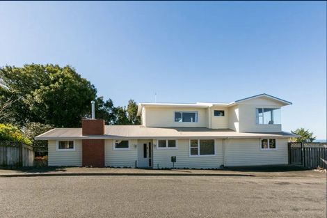 Photo of property in 12 Ormond Road, Hospital Hill, Napier, 4110