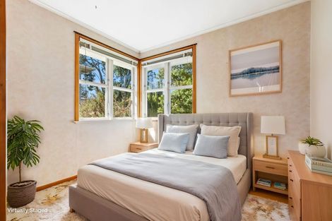 Photo of property in 30 Sylvan Crescent, Te Atatu South, Auckland, 0610