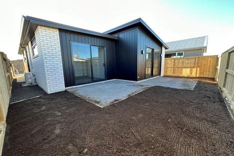 Photo of property in 6 Tauhinu Place, Papamoa, 3118