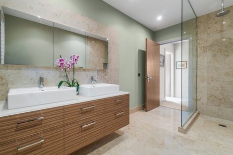 Photo of property in 79 Godden Crescent, Mission Bay, Auckland, 1071