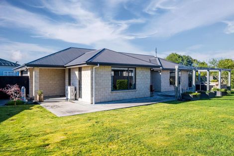 Photo of property in 10 South Terrace Road, Geraldine, 7930