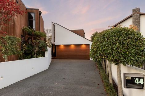 Photo of property in 44 Gleneagles Terrace, Ilam, Christchurch, 8053