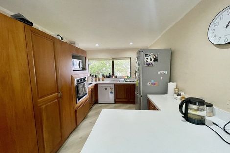 Photo of property in 1/1 Seaford Place, Murrays Bay, Auckland, 0630