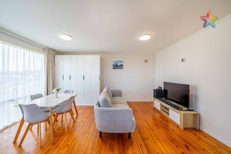 Photo of property in 21b Oakleigh Street, Maungaraki, Lower Hutt, 5010