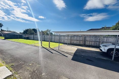 Photo of property in 2/76 Settlement Road, Papakura, 2110