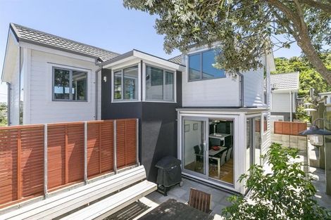 Photo of property in 19a Omar Street, Khandallah, Wellington, 6035