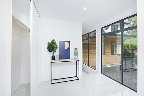 Photo of property in 1 Te Awakura Terrace, Mount Pleasant, Christchurch, 8081