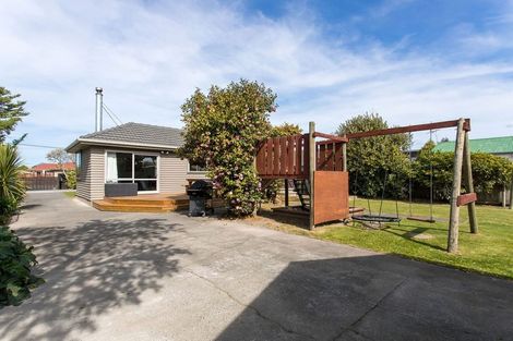 Photo of property in 75 Gardiners Road, Bishopdale, Christchurch, 8051