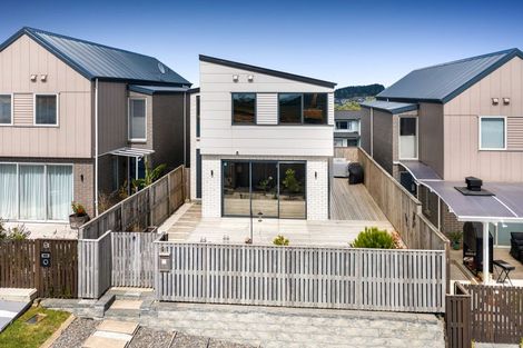 Photo of property in 11 Sunnyheights Road, Orewa, 0931