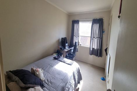 Photo of property in 47 Tiri Tiri Road, Birkdale, Auckland, 0626