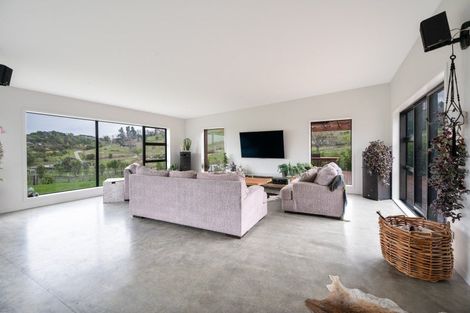 Photo of property in 56 Avery Road, Eskdale, Napier, 4182