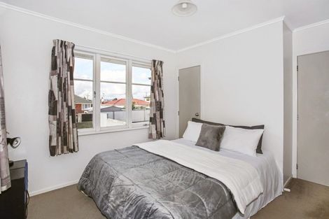 Photo of property in 37 Thompson Terrace, Manurewa, Auckland, 2102