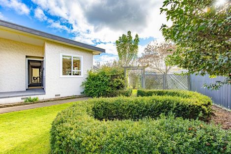 Photo of property in 1 Kelvin Street, Aramoho, Whanganui, 4500