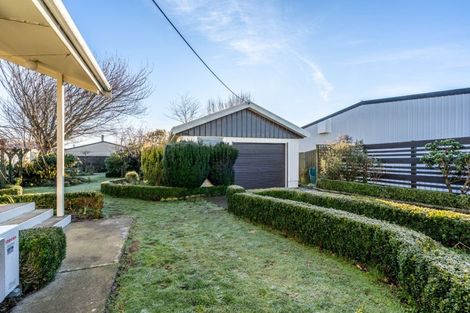 Photo of property in 65 Kilmarnock Street, Wallacetown, 9816