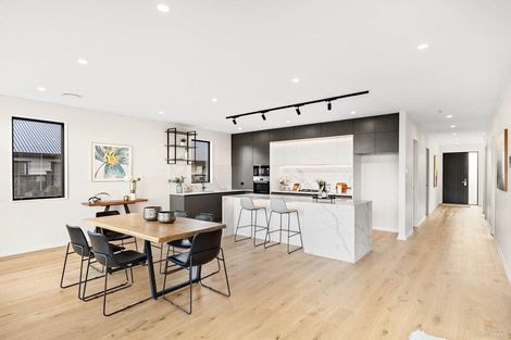 Photo of property in 36 Paparahi Place, Wainui, 0992