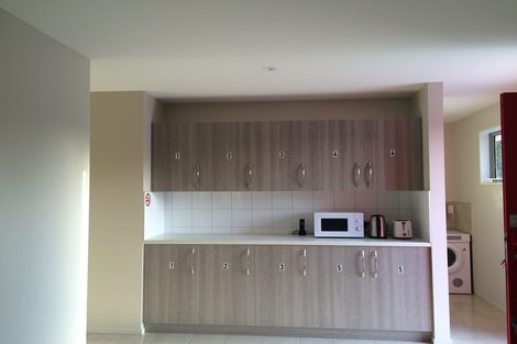 Photo of property in 98 Rattray Street, Riccarton, Christchurch, 8041