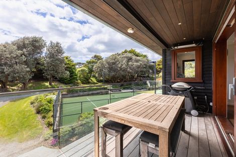 Photo of property in 24 Paetawa Road, Peka Peka, Waikanae, 5391