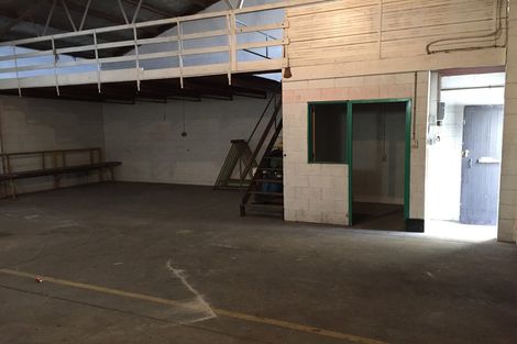 Photo of property in 6a Elizabeth Street, Orewa, 0931