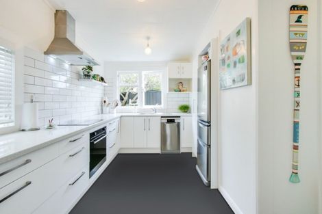 Photo of property in 70 Mcgrath Street, Napier South, Napier, 4110