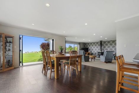 Photo of property in 3048 Awhitu Road, Awhitu, Waiuku, 2684