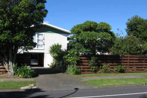 Photo of property in 40 Edgewater Drive, Pakuranga, Auckland, 2010