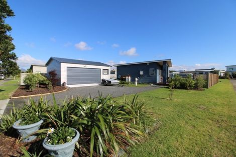 Photo of property in 337 Harbour Drive East, Matarangi, Whitianga, 3592