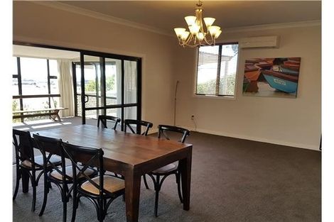 Photo of property in 38 Saint Andrews Hill Road, Mount Pleasant, Christchurch, 8081