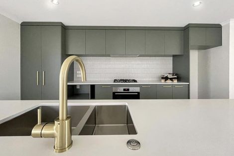 Photo of property in 15 Aspen Grove, Fernhill, Queenstown, 9300