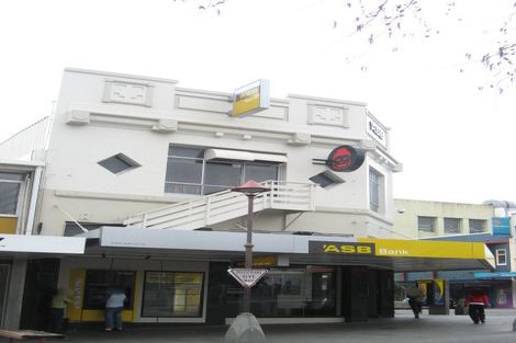 Photo of property in 340/2 Devon Street West, New Plymouth, 4310