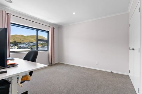 Photo of property in 67 Melksham Drive, Churton Park, Wellington, 6037