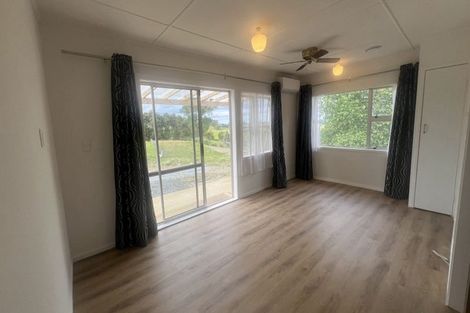 Photo of property in 1971 East Coast Road, Stillwater, Silverdale, 0993