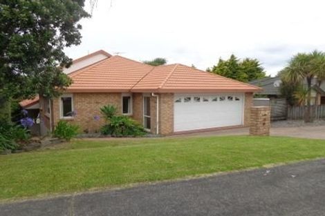 Photo of property in 38 Pukatea Avenue, Albany, Auckland, 0632