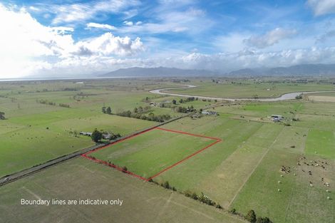 Photo of property in 90 Rawerawe Road, Ngatea, 3597