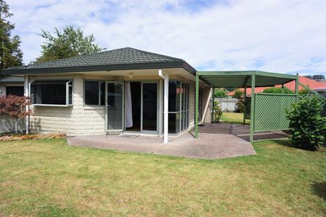 Photo of property in 68 Whiting Crescent, Greenmeadows, Napier, 4112