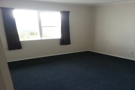 Photo of property in 12 Huntingdon Street, Northland, Wellington, 6012