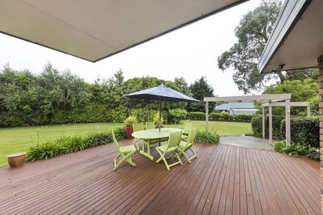 Photo of property in 234 Polson Hill Drive, Aokautere, Palmerston North, 4471